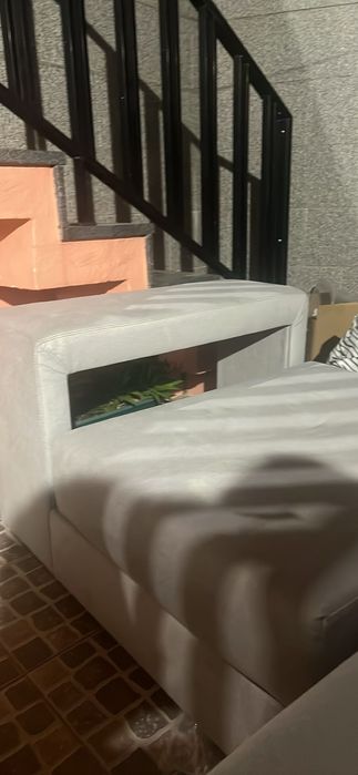 sofá super versátil com 5 pufs