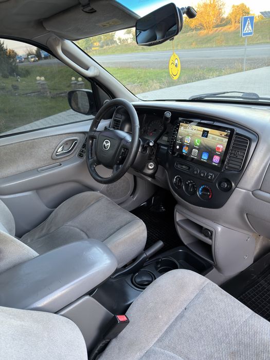 Mazda Tribute 2002 Автомат