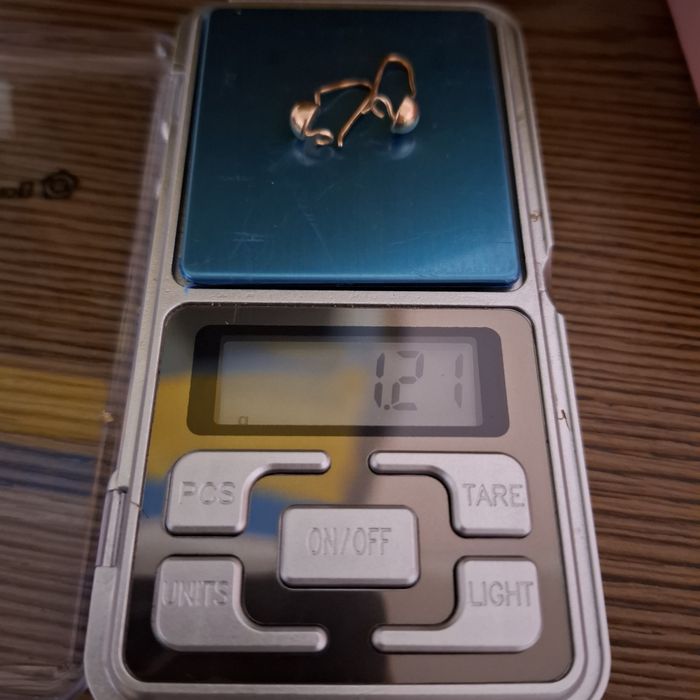 Сережки золоті 585 пусети на закрутках