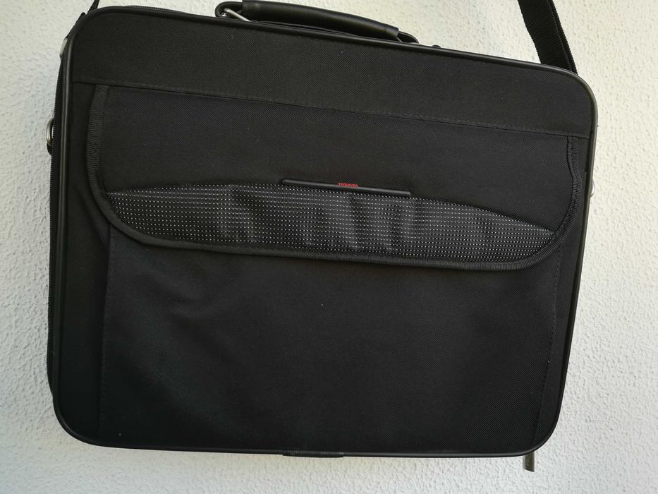 Mala Toshiba para computador portátil