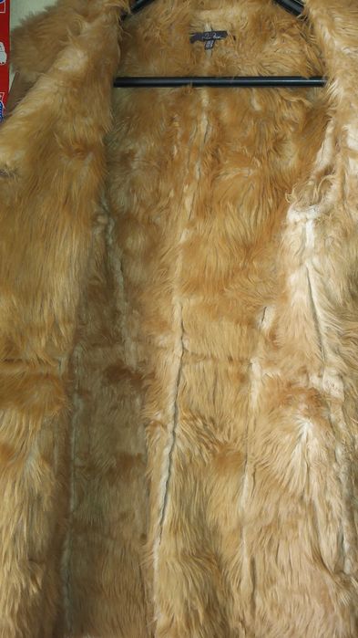 casaco em camurça com pelo de senhora