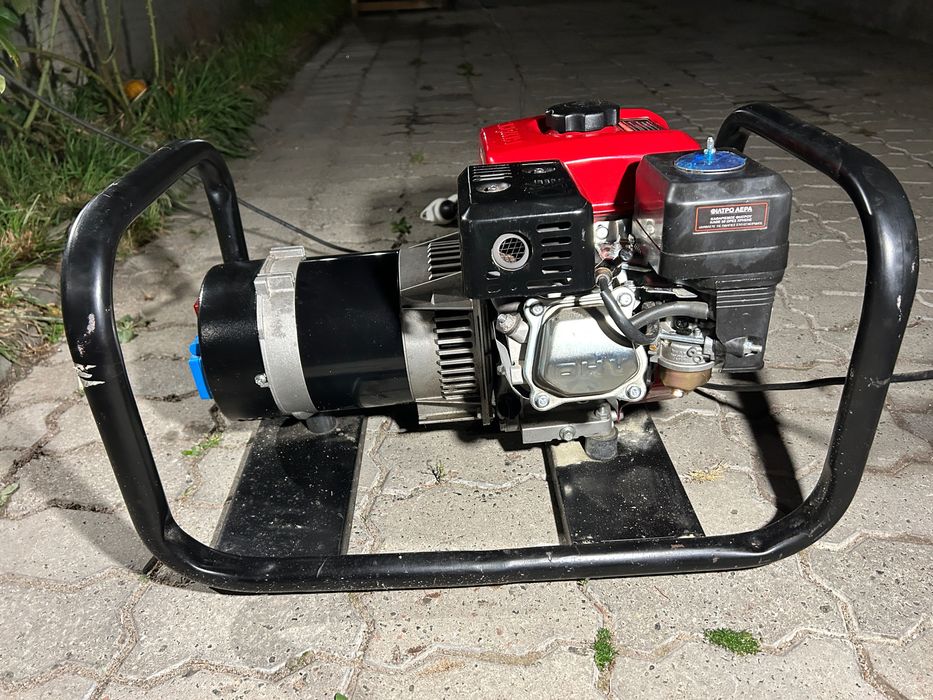 Однофазний бензиновий генератор MIYAKE BK 65 K 4,1 кВт (бу)