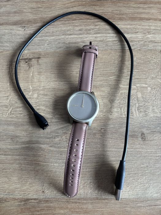 Garmin Vivomove Style używany