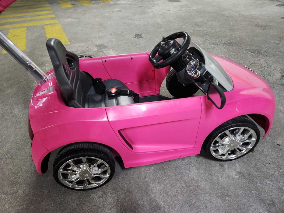 Audi R8 Spyder - Rosa