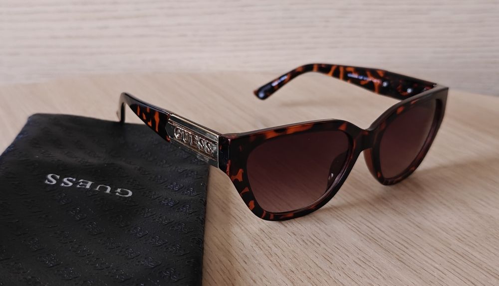 Nowe oryginalne okulary Guess