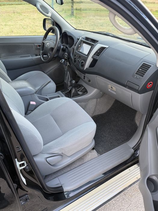 Toyota Hilux 2.5 D-4D  •152.000Km’s• Nacional