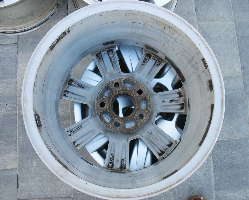 Alufelgi 5x112 16cali Oryginalne Audi A4 B8 7.5Jx16 et45 opis
