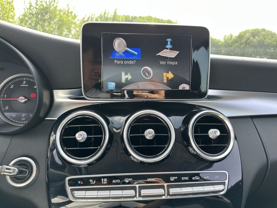 Mercedes-Benz C220d
