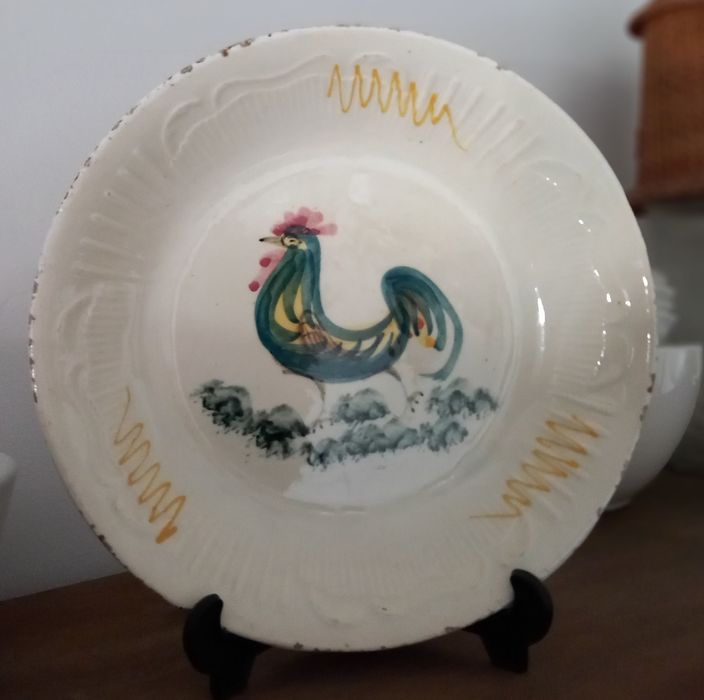 Prato com galo , muito antigo