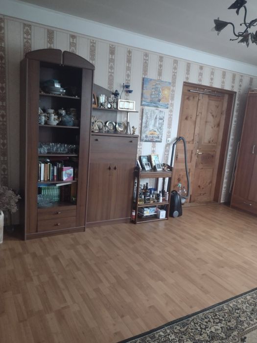 Продаж будинку в Давидові, два поверхи, ділянка 25 соток землі