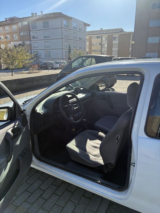 Corsa 1995 em bom estado