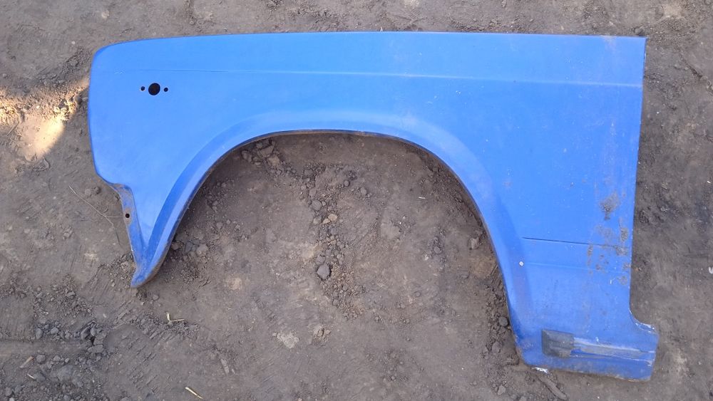 Продам Кузовні деталіі ваз 2104