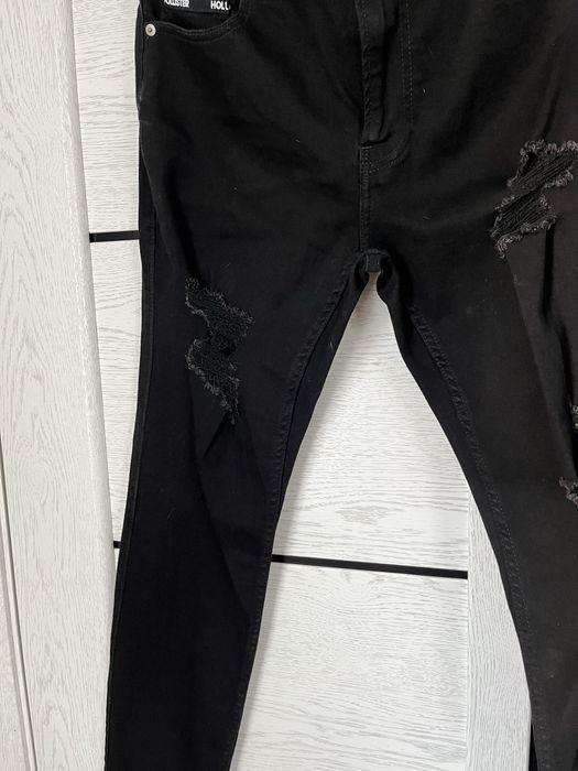 Джинси Hollister