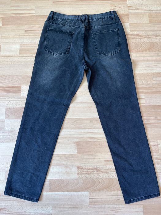 Продам нові базові джинси L розмір