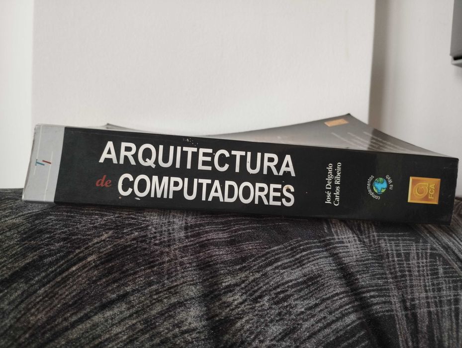 Arquitectura de computadores 
José Delgado e Carlos Ribeiro