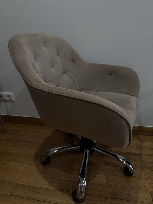 Cadeira  aveludada escritorio