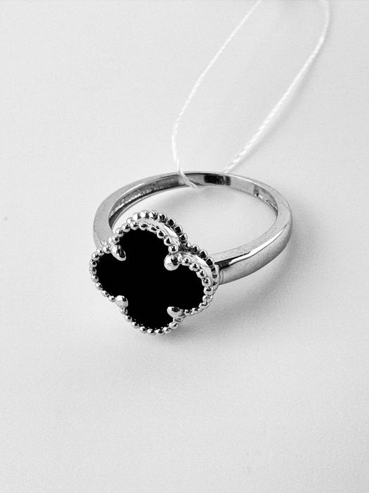 Сережки в білому  в стилі Van Cleef/Ван Кліф