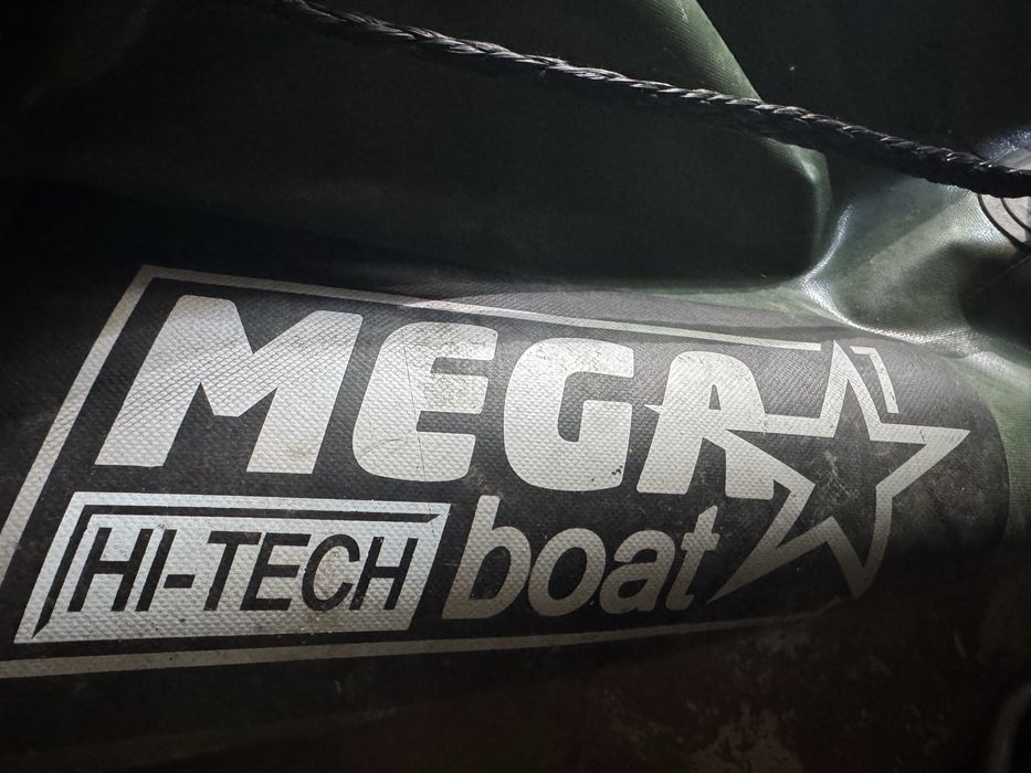 Продам лодку Mega hi tech boat с мотором
