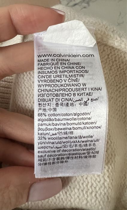 Sweter jak nowy Calvin Klein Jeans 128