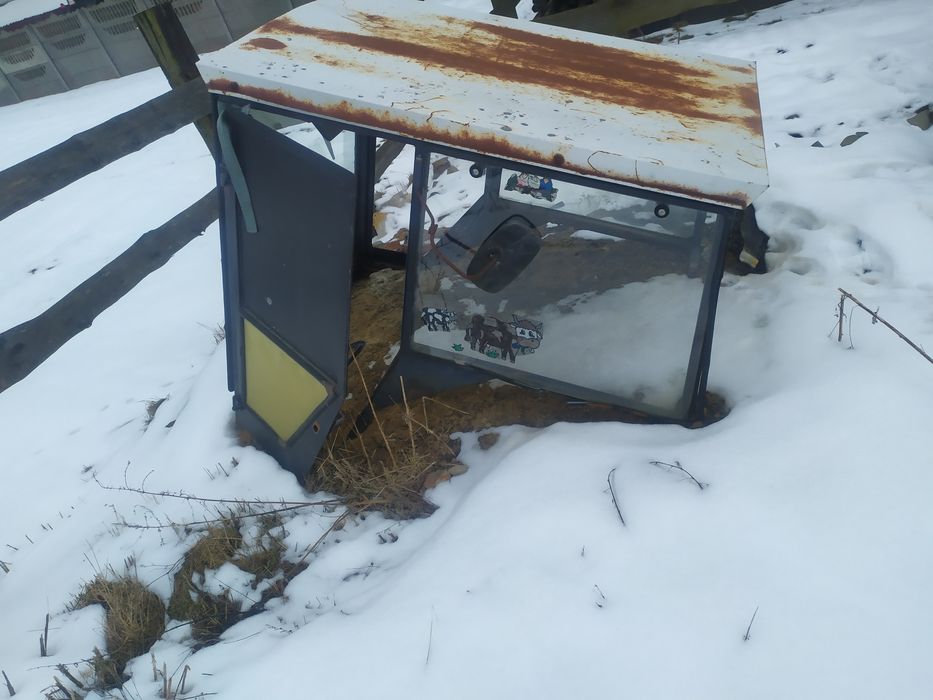 Kabina do 330, T25, Sam, C 360,