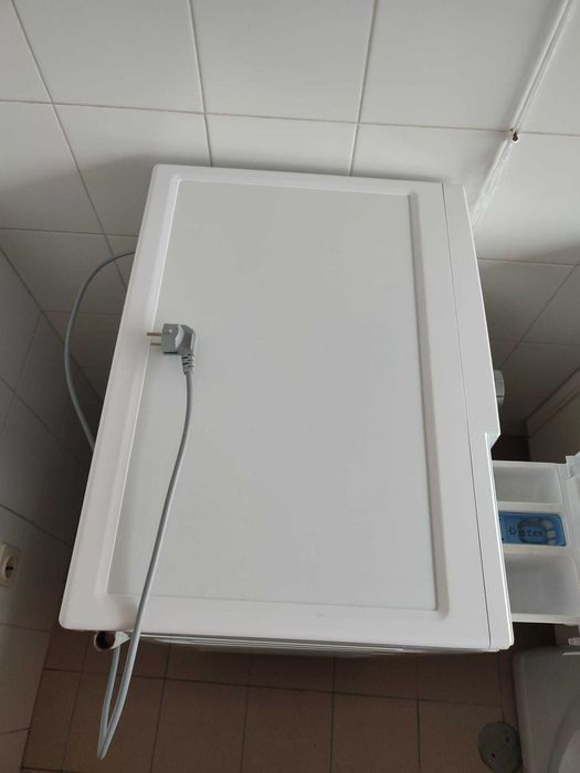 Máquina de Lavar Roupa