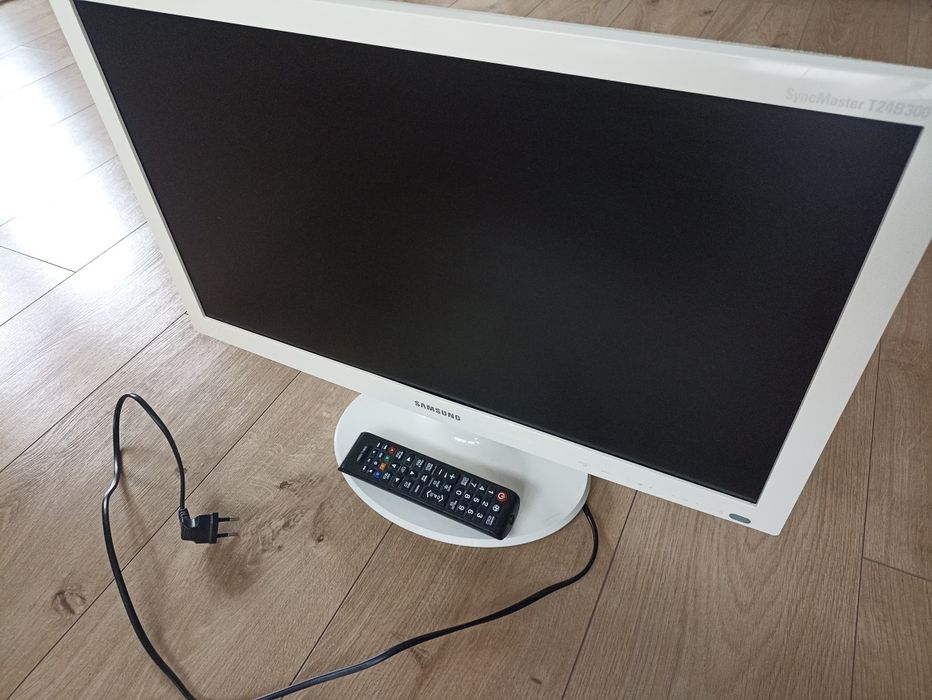 Monitor LED z funkcją Tv Samsung 24 cale..