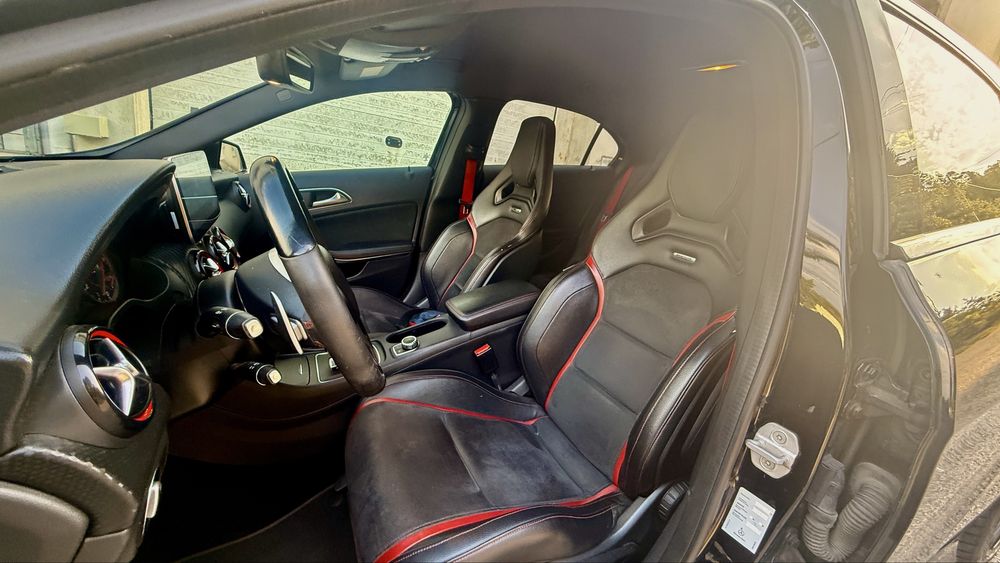 Mercedes A45Amg