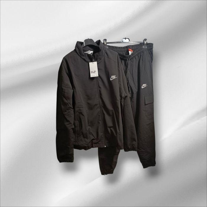 Wysokiej jakości męski dres