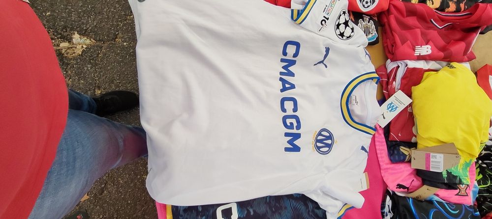 varios clubes e seleçoes