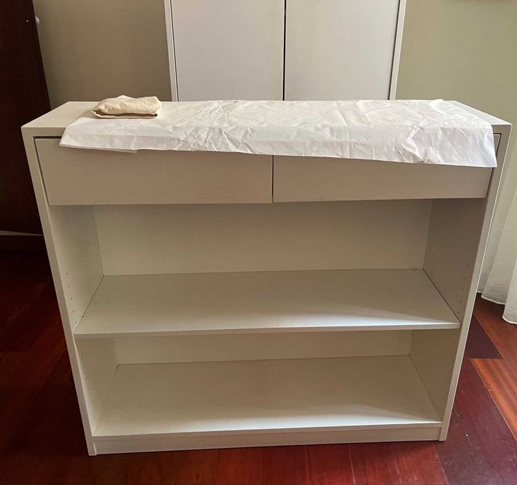 Lote de móveis vários