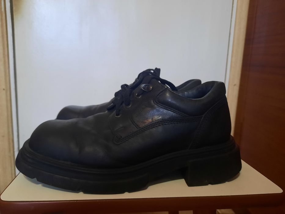 Отличные демисезонные туфли