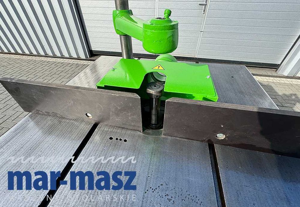 Frezarka dolnowrzecionowa GOMAD 3 kW wrzeciono 40mm