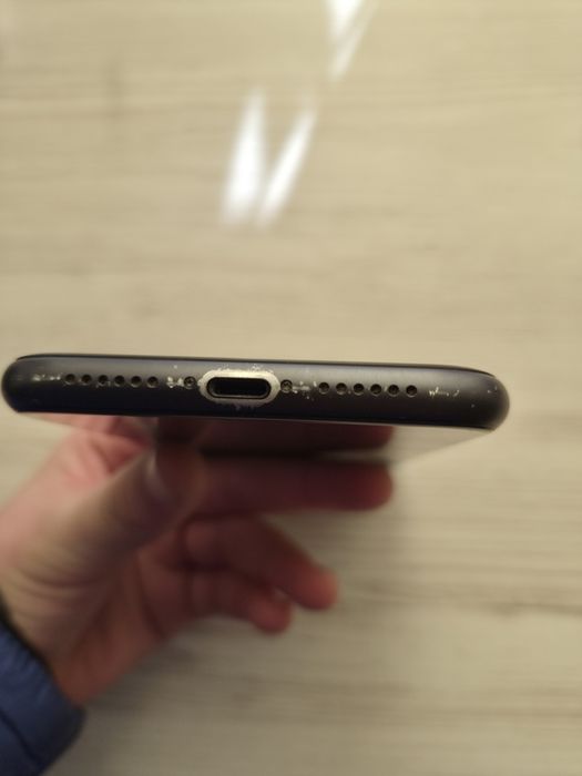 IPhone 11 на 128г