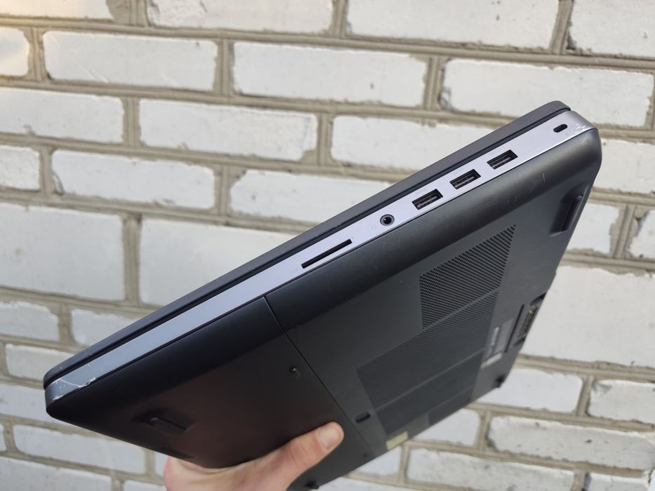 8гб відеокарта, Ігровий ноутбук DELL (Xeon/16/128+500/P4000 8gb)