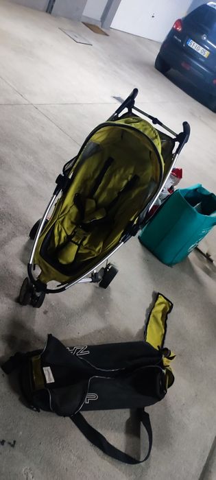 Carrinho passeio Quinny ZAP