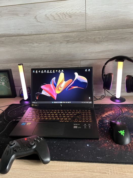 Продам Ігровий Ноутбук Acer Nitro V15 RTX5060 + Переферія
