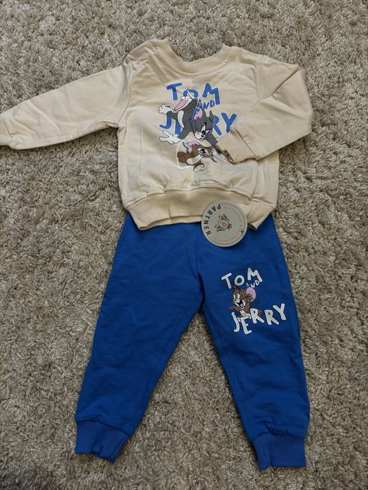 Дитячі костюми від 3 до 9 міс