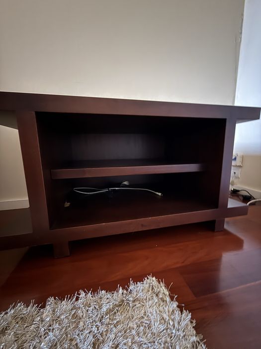 Movel Tv Mogno castanho escuro