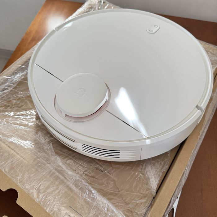 Моющий Робот пылесос Mi robot vacuum mopP