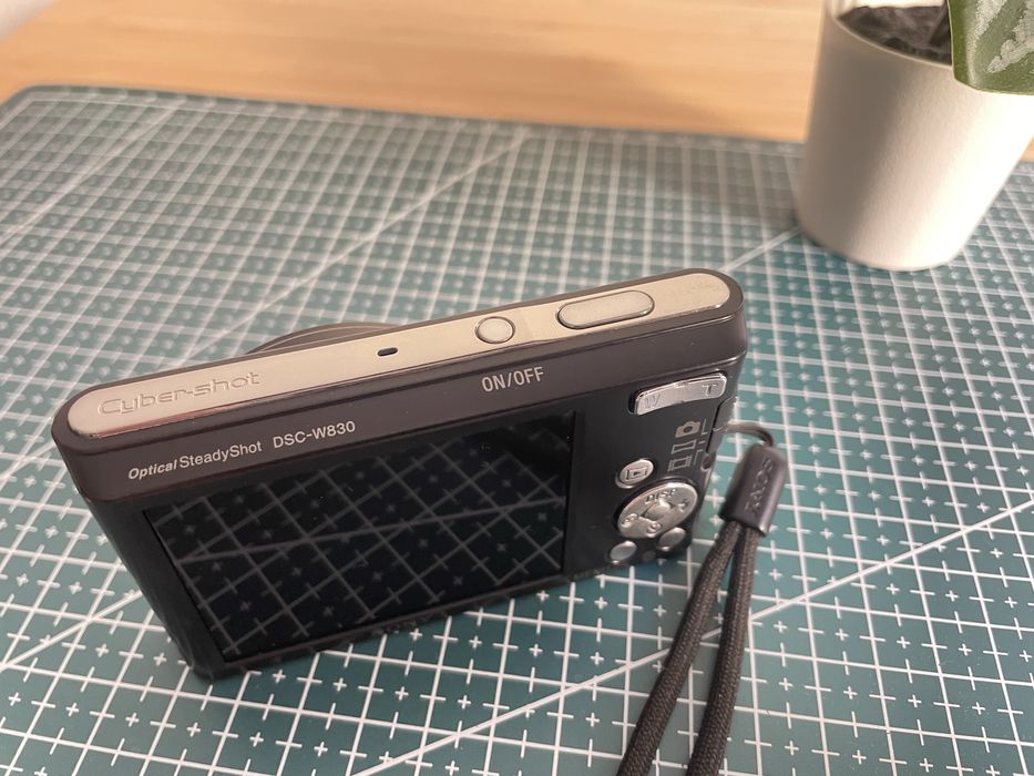 Sony CyberShot W830