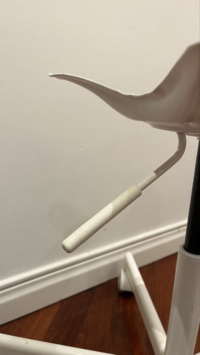 Estrutura de cadeira escritório IKEA
