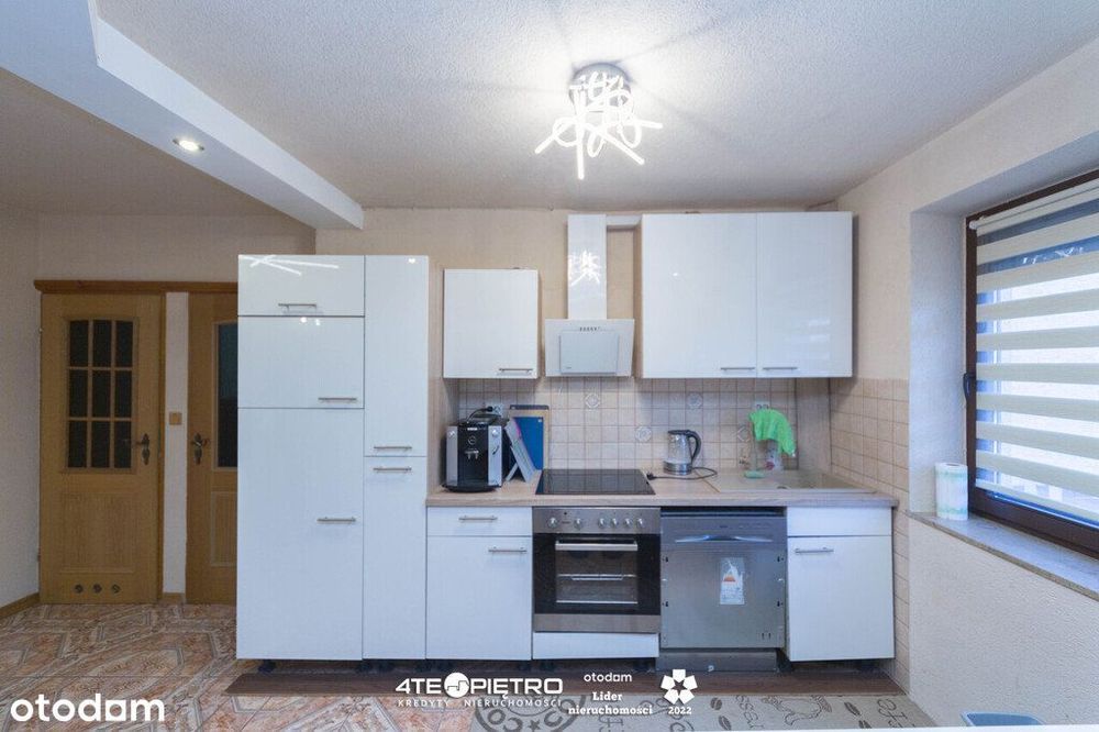 Garaż, ogród, parter w domu