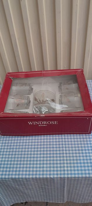 Conjunto de copos de whisky