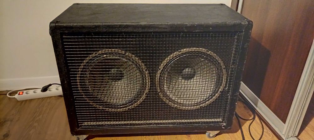 Kolumna 212 Eminence Legend 1258