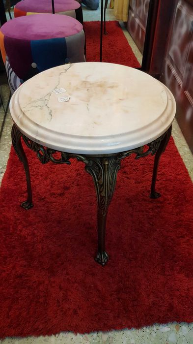 2 Mesas Pequenas Bronze Mármore