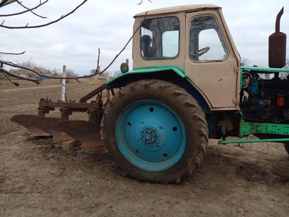 Продам трактор!!!