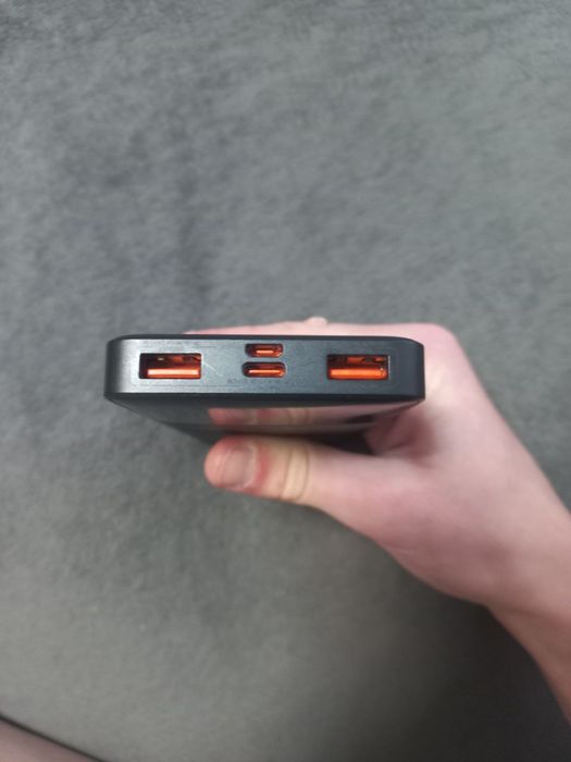 Повер банк Baseus