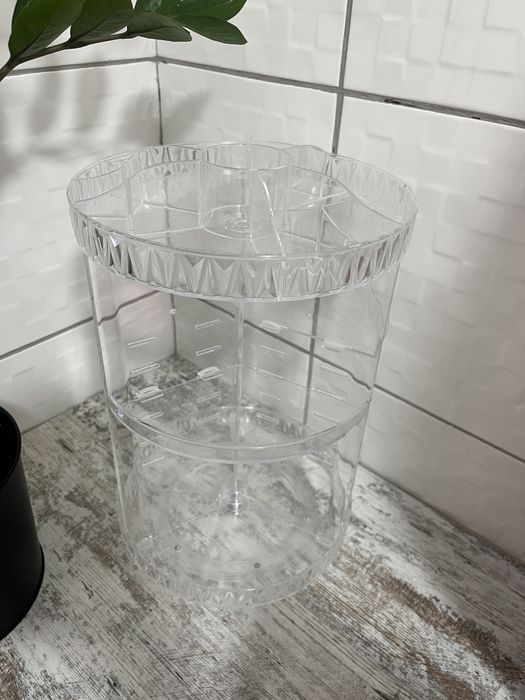 Органайзер для косметики, який  крутиться на 360•