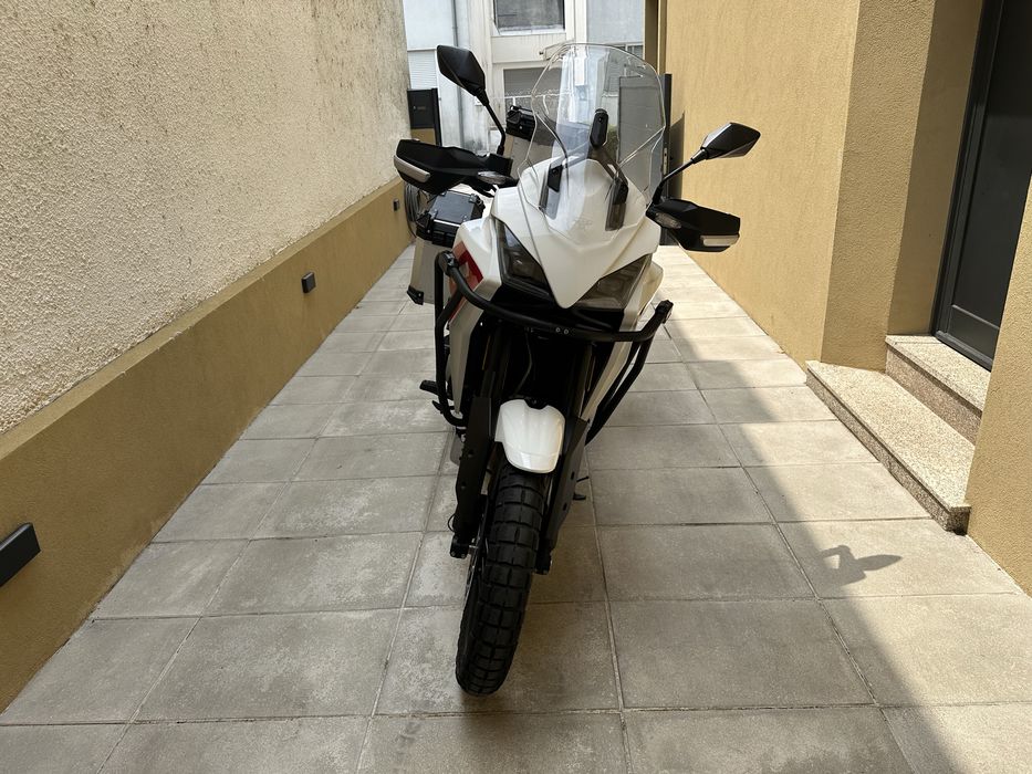 Moto Morini X-Cape 649