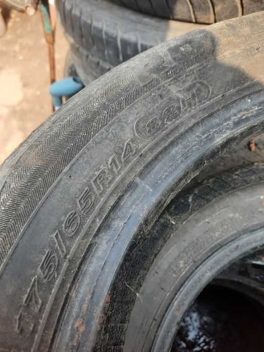 Шины 175/65 R14 комплект